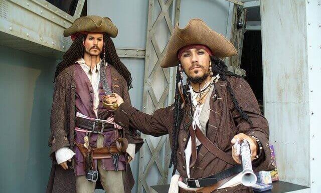 ¿Porque no es bueno comprar piratería?